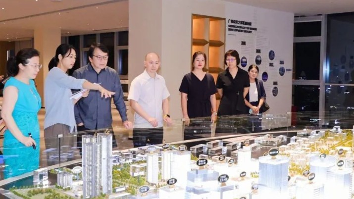 世界设计组织（WDO）主席David Kusuma受IXDC主席胡晓之邀访问广州设计之都